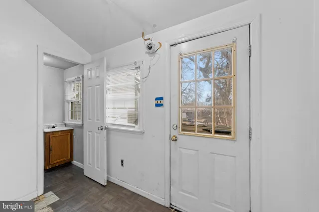 $175,000 | 811 South Warren Street, Trenton, NJ 08611