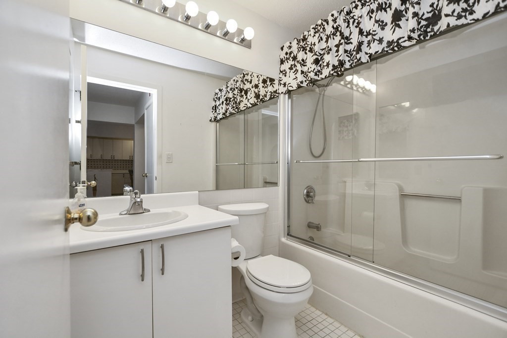 273 Cambridge Road, Unit 503 Woburn, MA 01801 - Photo 23 of 28 Gallery Image 23
