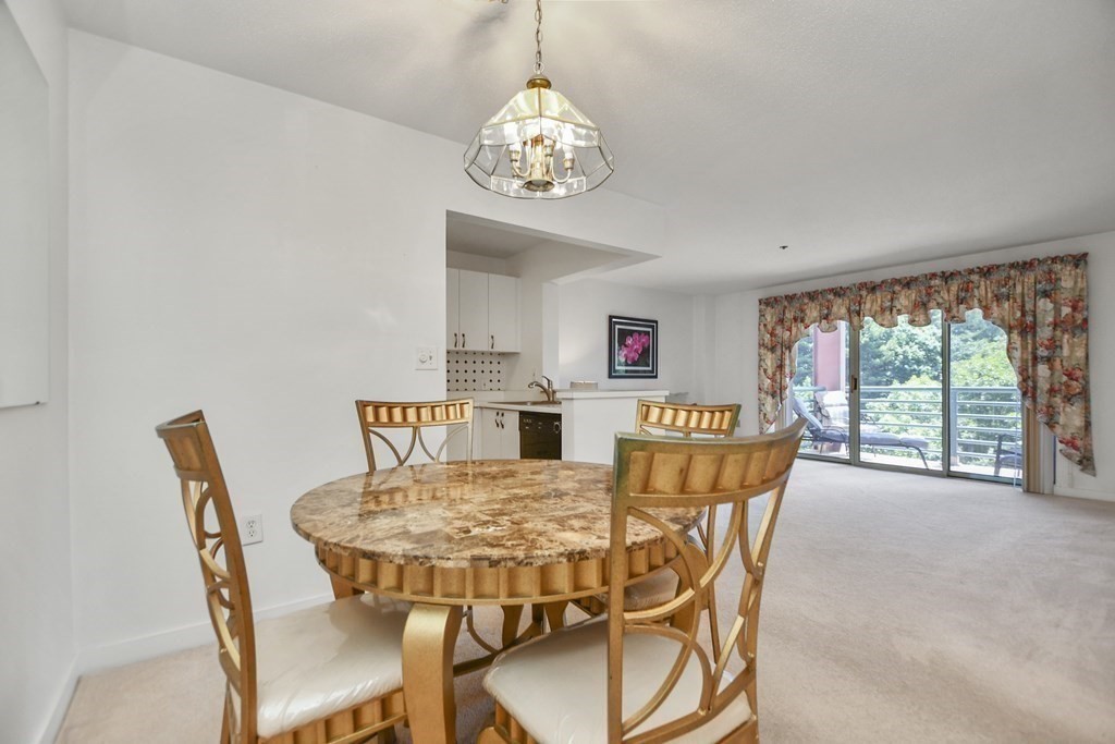 273 Cambridge Road, Unit 503 Woburn, MA 01801 - Photo 5 of 28 Gallery Image 5