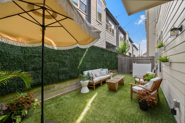 $439,000 | 8910 Terrace Pass Drive, Houston, TX 77080