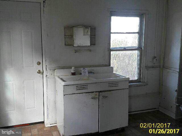 2602 Huron Street Baltimore, MD 21230 - Photo 12 of 17 Interior (General)