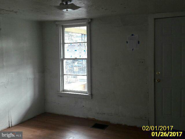 2602 Huron Street Baltimore, MD 21230 - Photo 8 of 17 Interior (General)