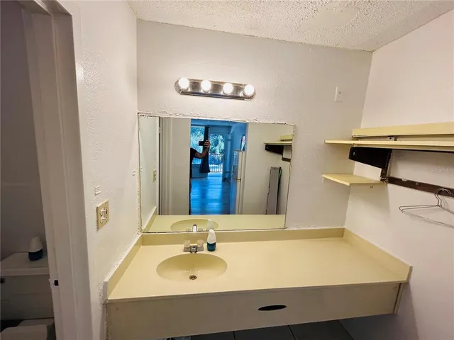 $950 | 7900 South Orange Blossom Trail, Unit 2089, Orlando, FL 32809