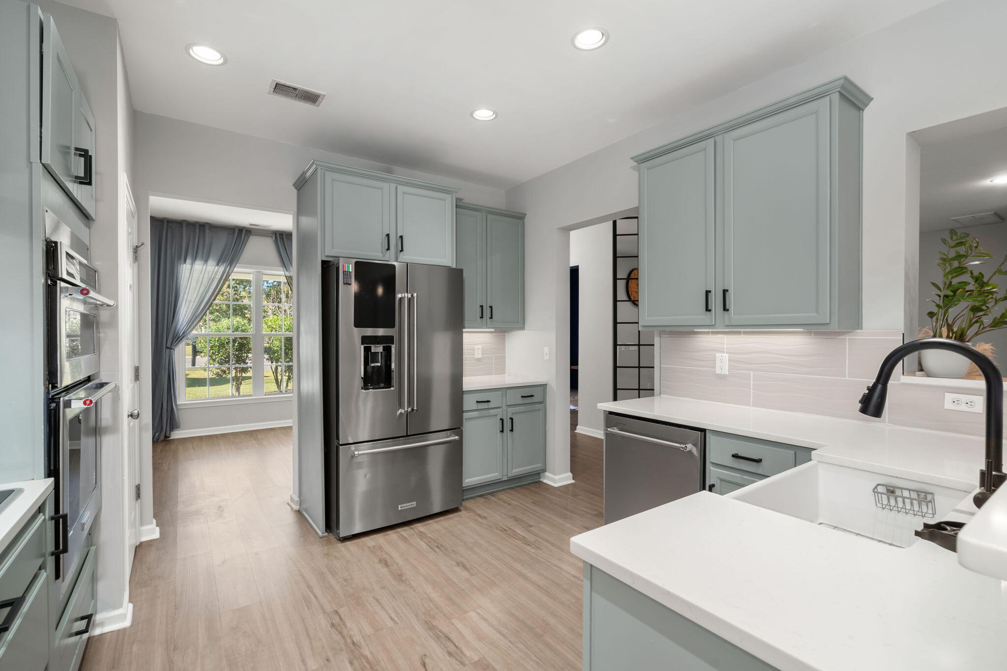 1504 St Stephens Way Hanahan, SC 29410 - Photo 17 of 40 18