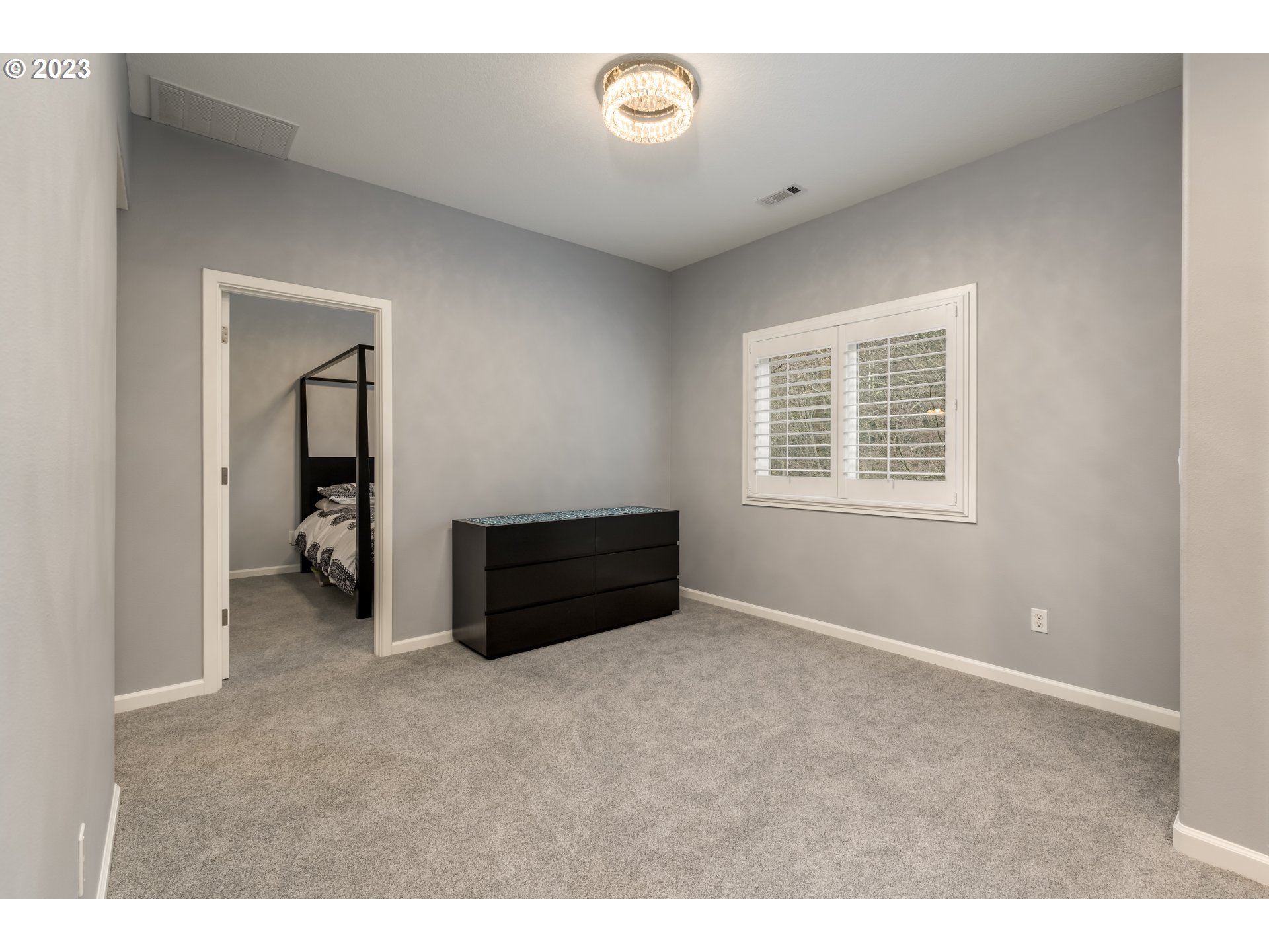 12799 Southwest Ridgefield Lane Tigard, OR 97223 - Photo 24 of 37 Gallery Image 24