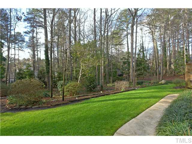 208 East Cornwall Road Cary, NC 27511 - Photo 24 of 25 Gallery Image 24