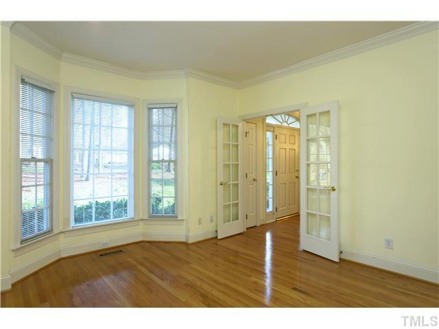 208 East Cornwall Road Cary, NC 27511 - Photo 5 of 25 Gallery Image 5