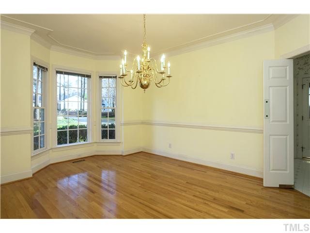 208 East Cornwall Road Cary, NC 27511 - Photo 6 of 25 Gallery Image 6