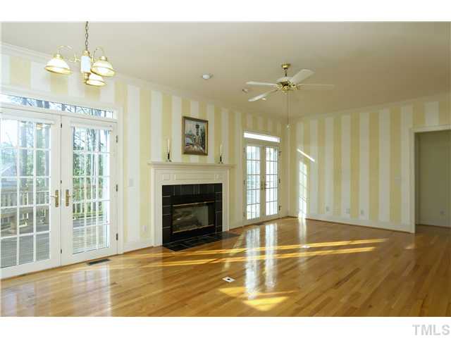 208 East Cornwall Road Cary, NC 27511 - Photo 7 of 25 Gallery Image 7