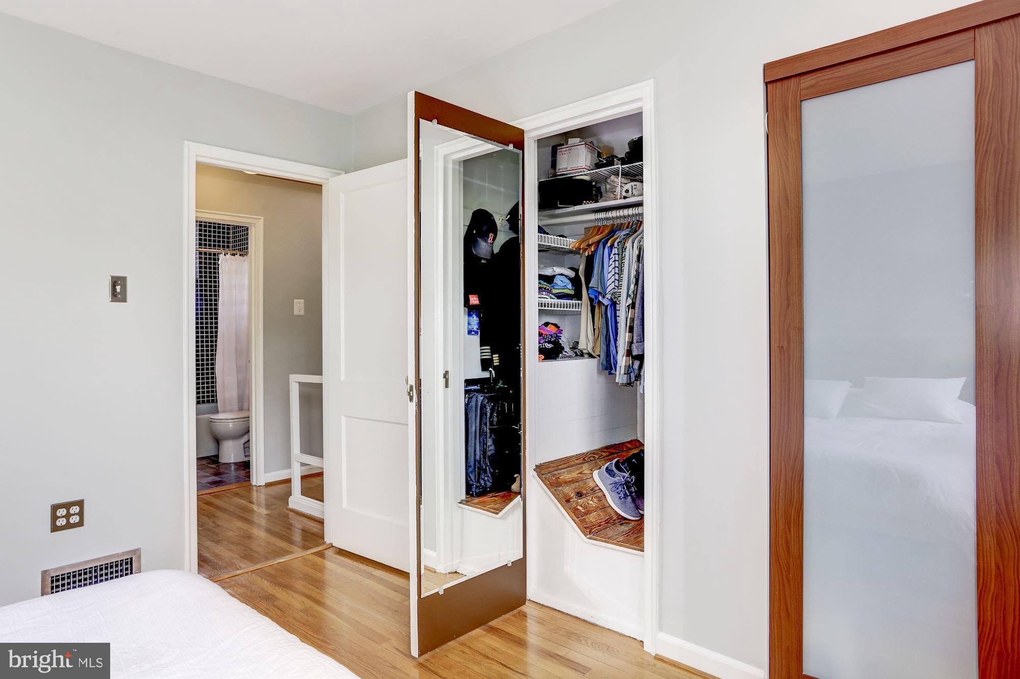 1761 Harvard Street Northwest Washington, DC 20009 - Photo 20 of 35 Owners Room