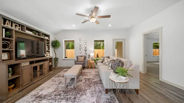 $303,490 | 1935 Hamilton Avenue, Nome, TX 77629