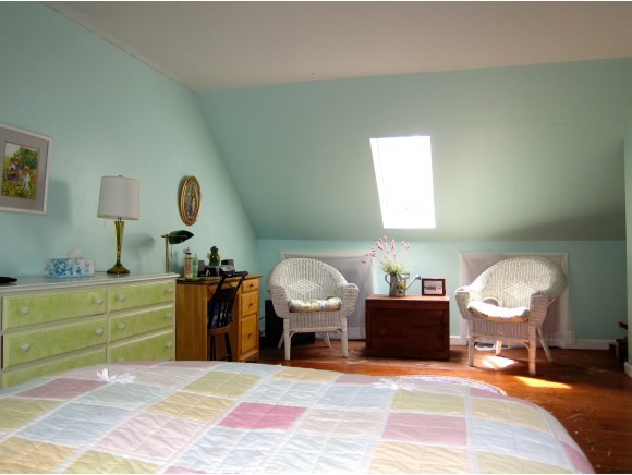190 Hillcrest Road Manchester, VT 05255 - Photo 16 of 28 Gallery Image 16