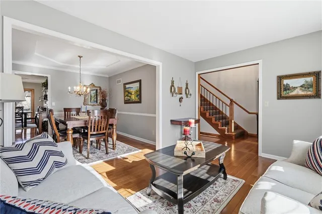 $425,000 | 14512 West 69th Terrace, Shawnee, KS 66216