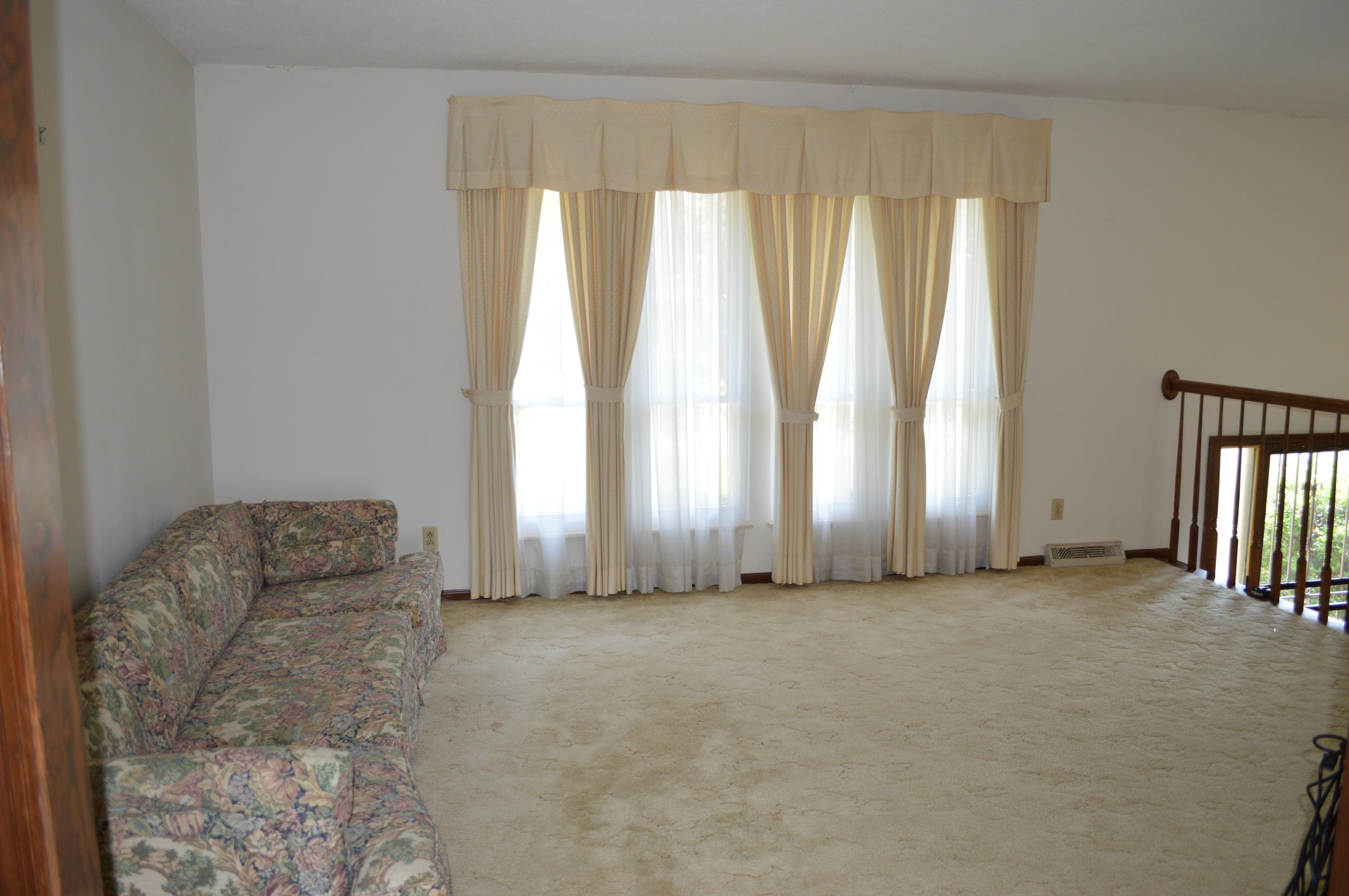 7809 Ashley Road Powell, TN 37849 - Photo 5 of 19 2014-12-05 20.53.45