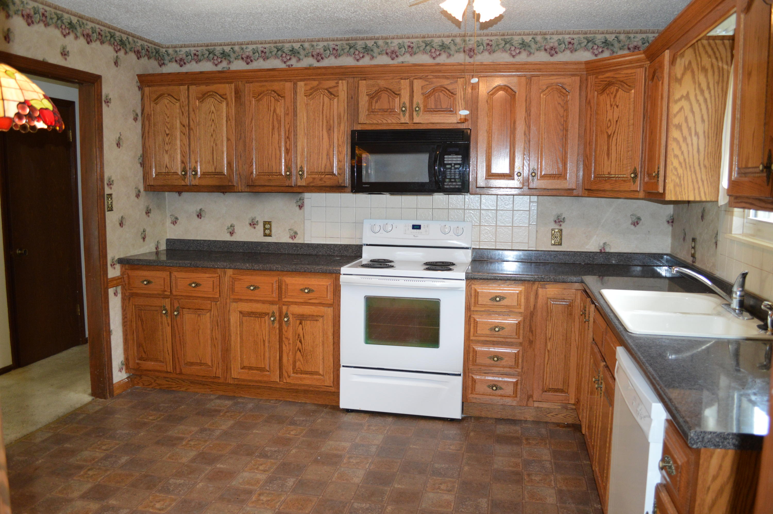 7809 Ashley Road Powell, TN 37849 - Photo 7 of 19 2014-12-05 20.56.15