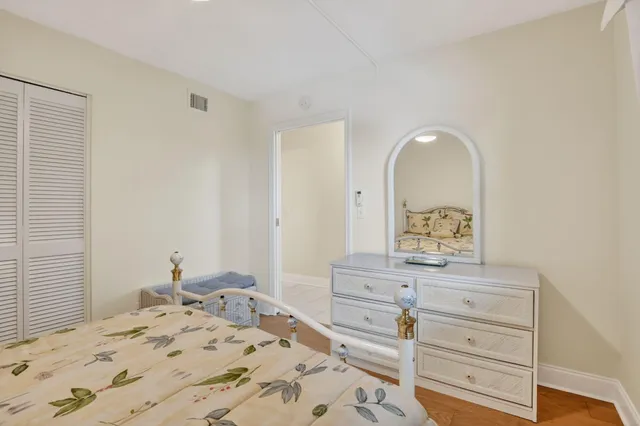 $225,000 | 23249 Barwood Lane North, Unit 405, Boca Raton, FL 33428