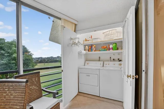 $225,000 | 23249 Barwood Lane North, Unit 405, Boca Raton, FL 33428