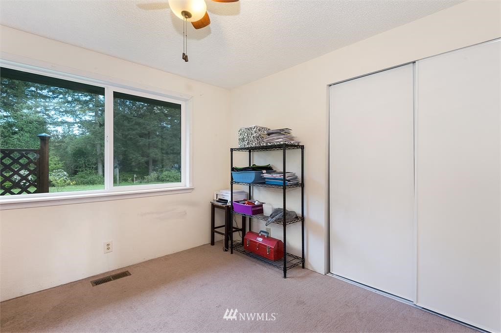 10878 Sidney Road Southwest Port Orchard, WA 98367 - Photo 21 of 24 Gallery Image 21