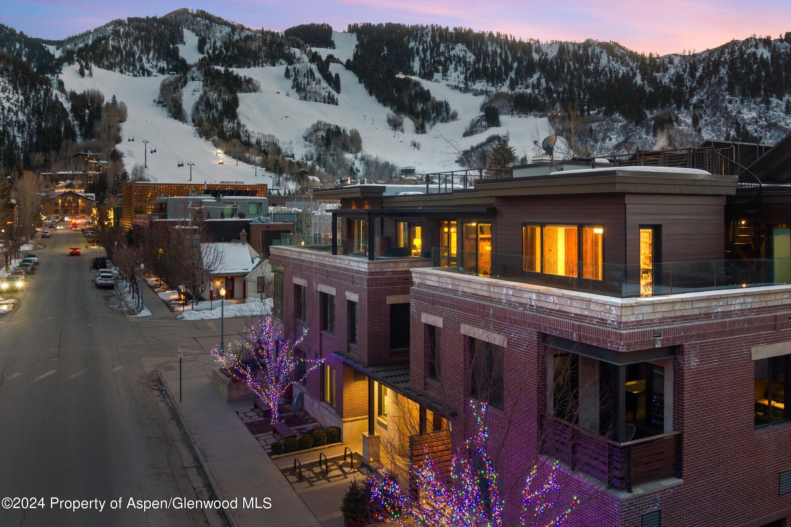 632 East Hopkins Avenue Aspen, CO 81611 - Photo 4 of 40 63-119sSpring24021304