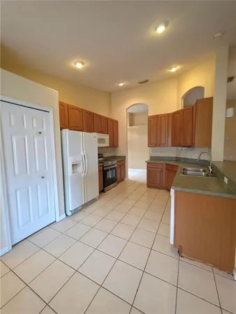 $2,500 | 5465 High Pasture Way, Melbourne, FL 32940