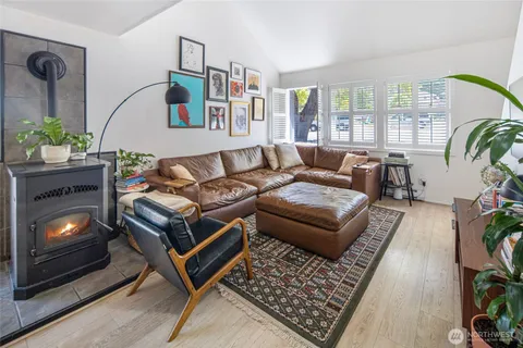 $565,500 | 1000 Park Street, Friday Harbor, WA 98250