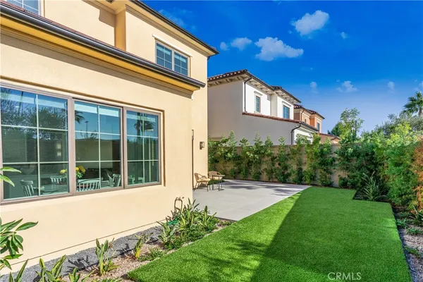 $2,050,000 | 140 San Benito, Irvine, CA 92618