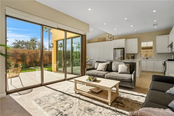 $2,050,000 | 140 San Benito, Irvine, CA 92618