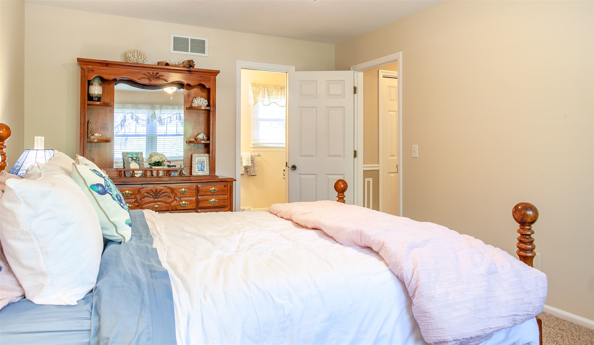 17310 Farmington Square Road Granger, IN 46530 - Photo 11 of 23 Gallery Image 11
