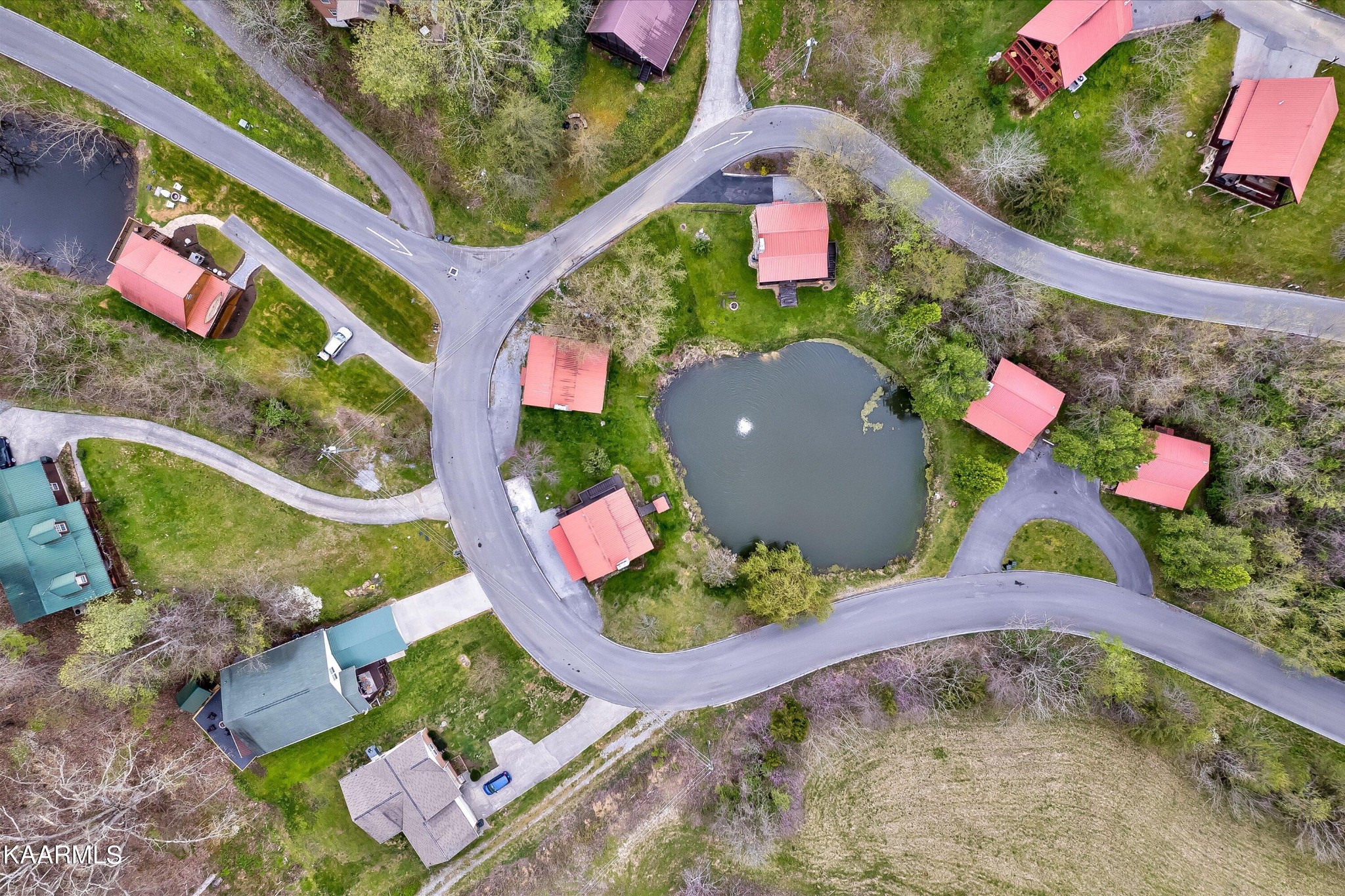 442 Hideaway Ridge Circle Sevierville, TN 37862 - Photo 39 of 40 an aerial view of a house