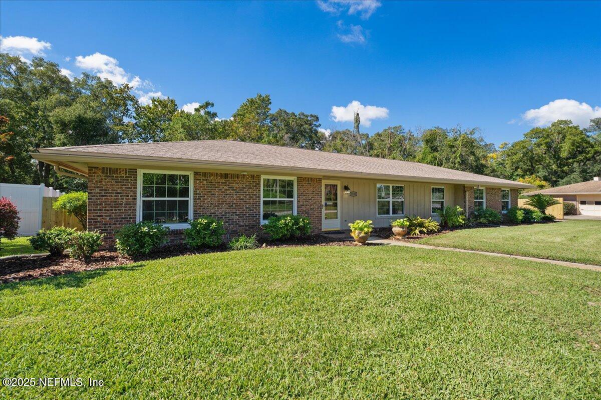 3530 Sandburg Road Jacksonville, FL 32277 - Photo 1 of 42 03-7RV05156-1
