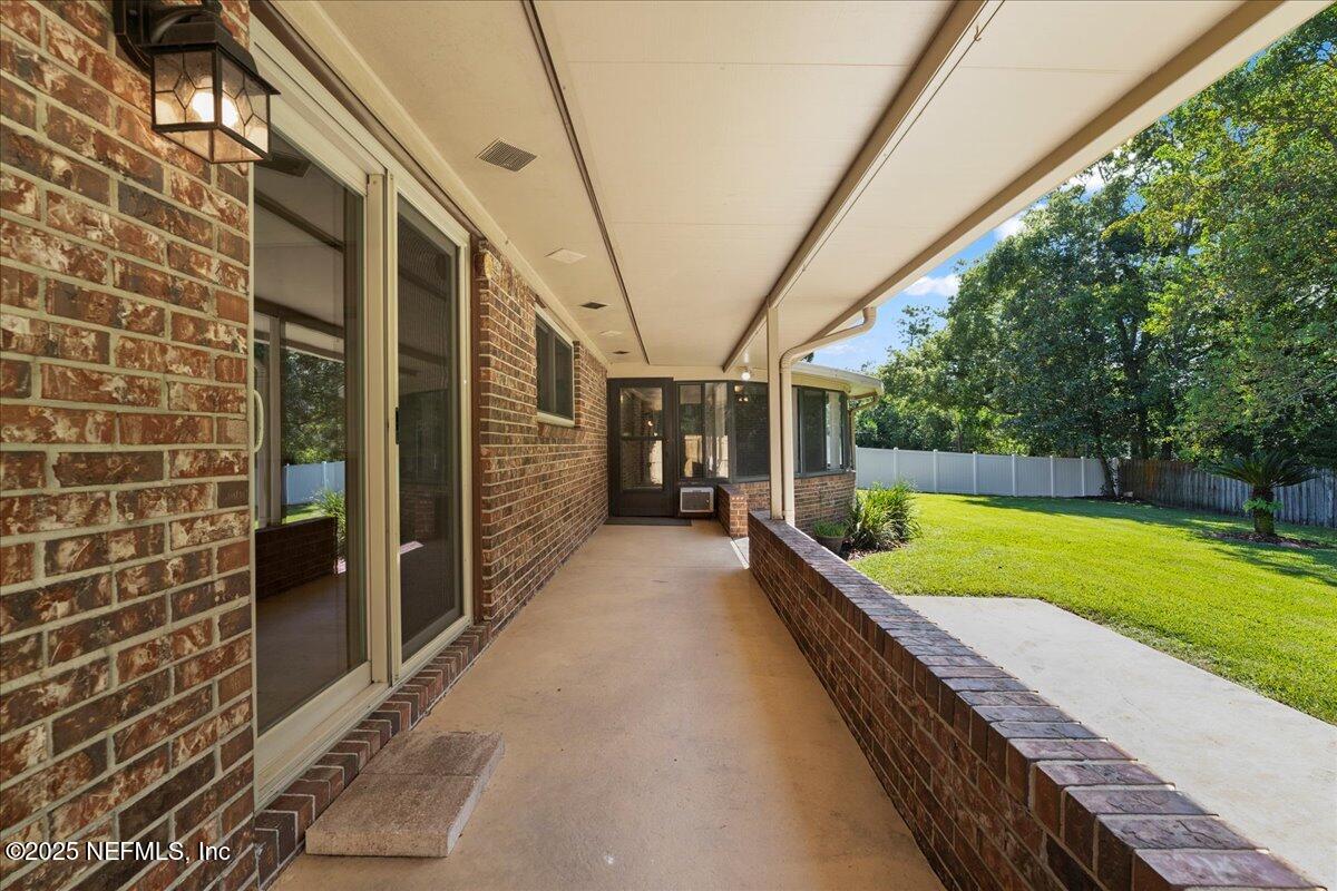 3530 Sandburg Road Jacksonville, FL 32277 - Photo 37 of 42 37-7RV05375