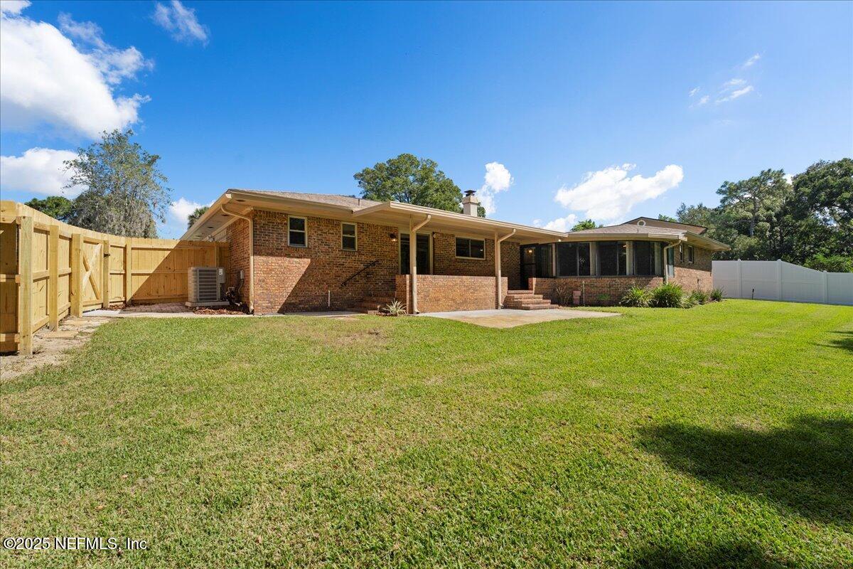 3530 Sandburg Road Jacksonville, FL 32277 - Photo 41 of 42 41-7RV05414