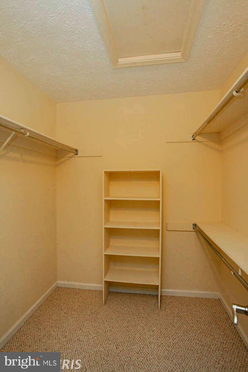 2259 Hunter's Run Drive, Unit 2259 Reston, VA 20191 - Photo 17 of 30 Bedroom (Master)