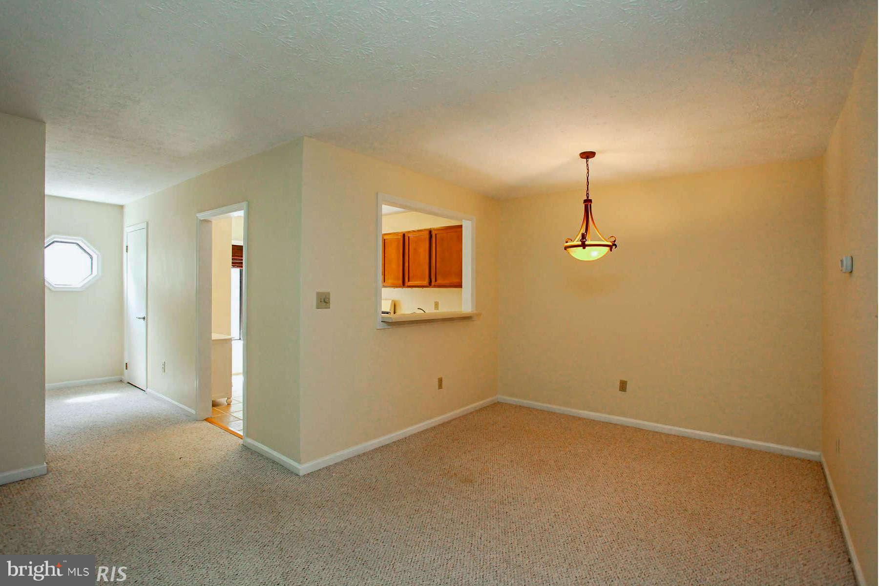 2259 Hunter's Run Drive, Unit 2259 Reston, VA 20191 - Photo 10 of 30 Dining Room