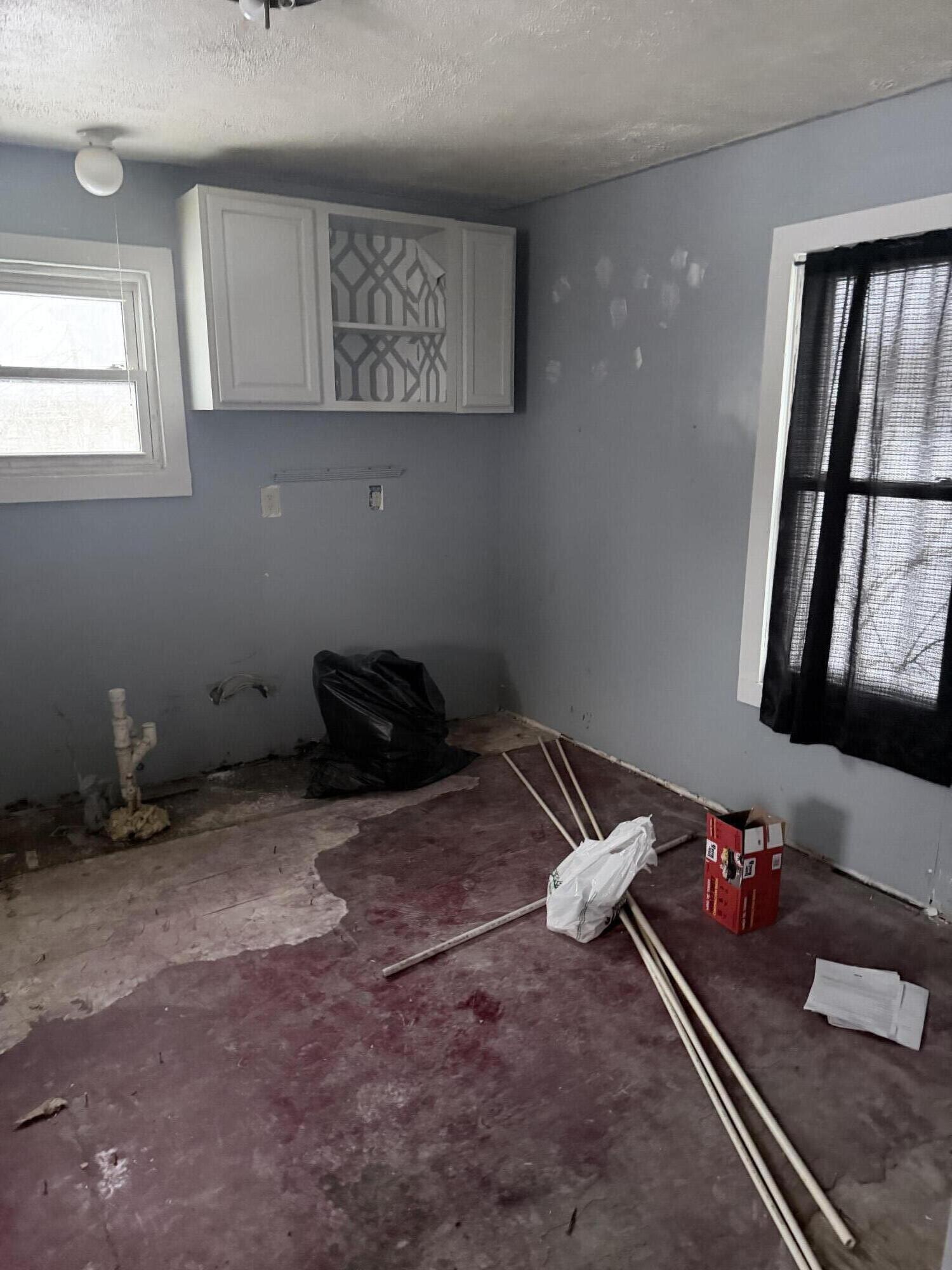 141 10th Street North Wisconsin Rapids, WI 54494 - Photo 2 of 5 141 Kitchen