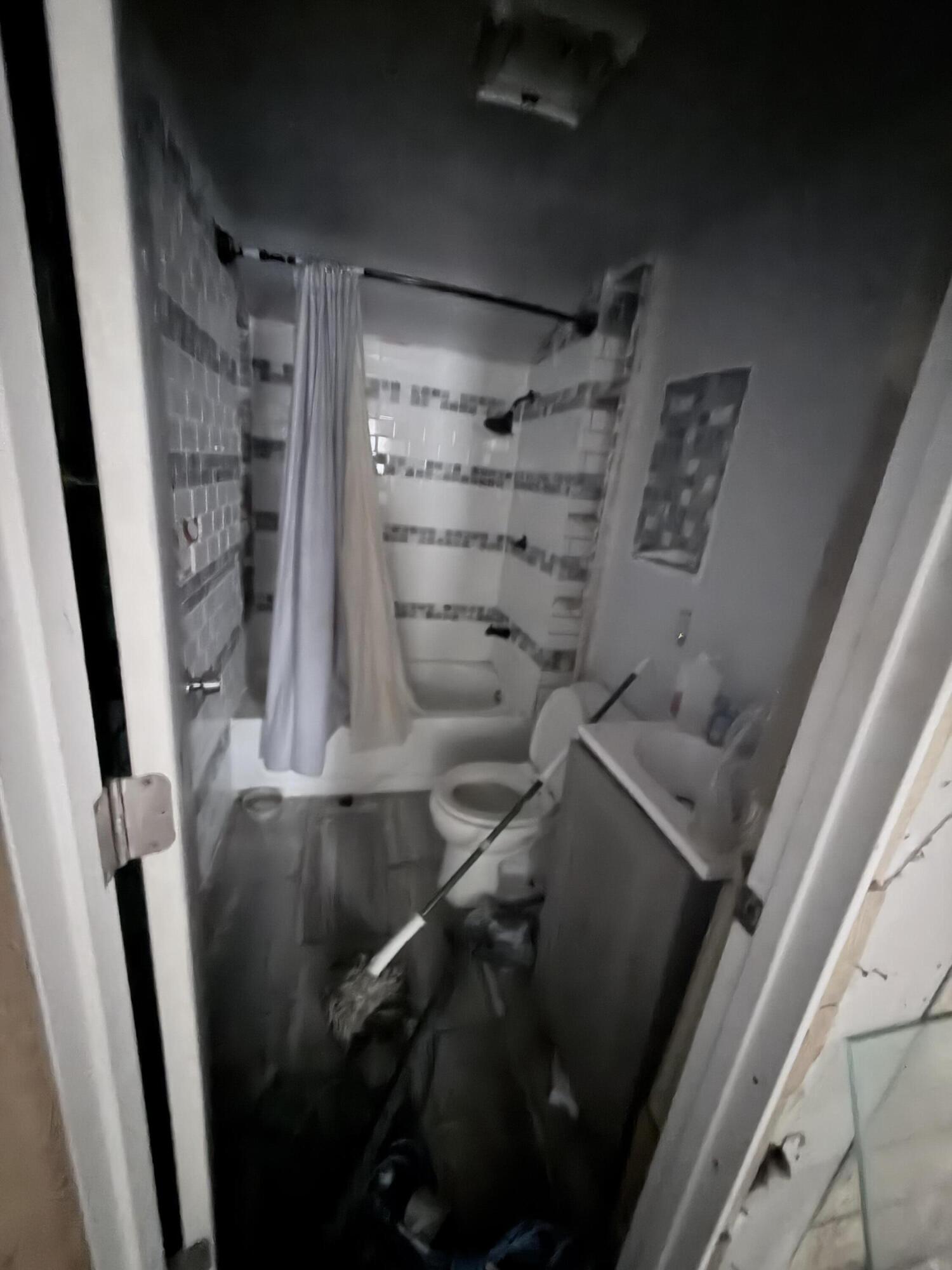 141 10th Street North Wisconsin Rapids, WI 54494 - Photo 3 of 5 141 Bath