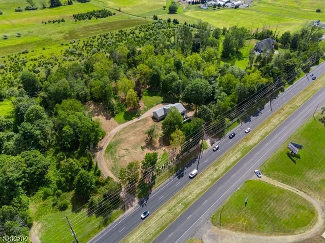 $795,000 | 816 Highway 202, Neshanic Station, NJ 08853