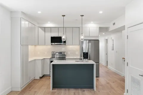 $1,600,000 | 79 R Sheridan Street, Unit 1, Boston, MA 02130
