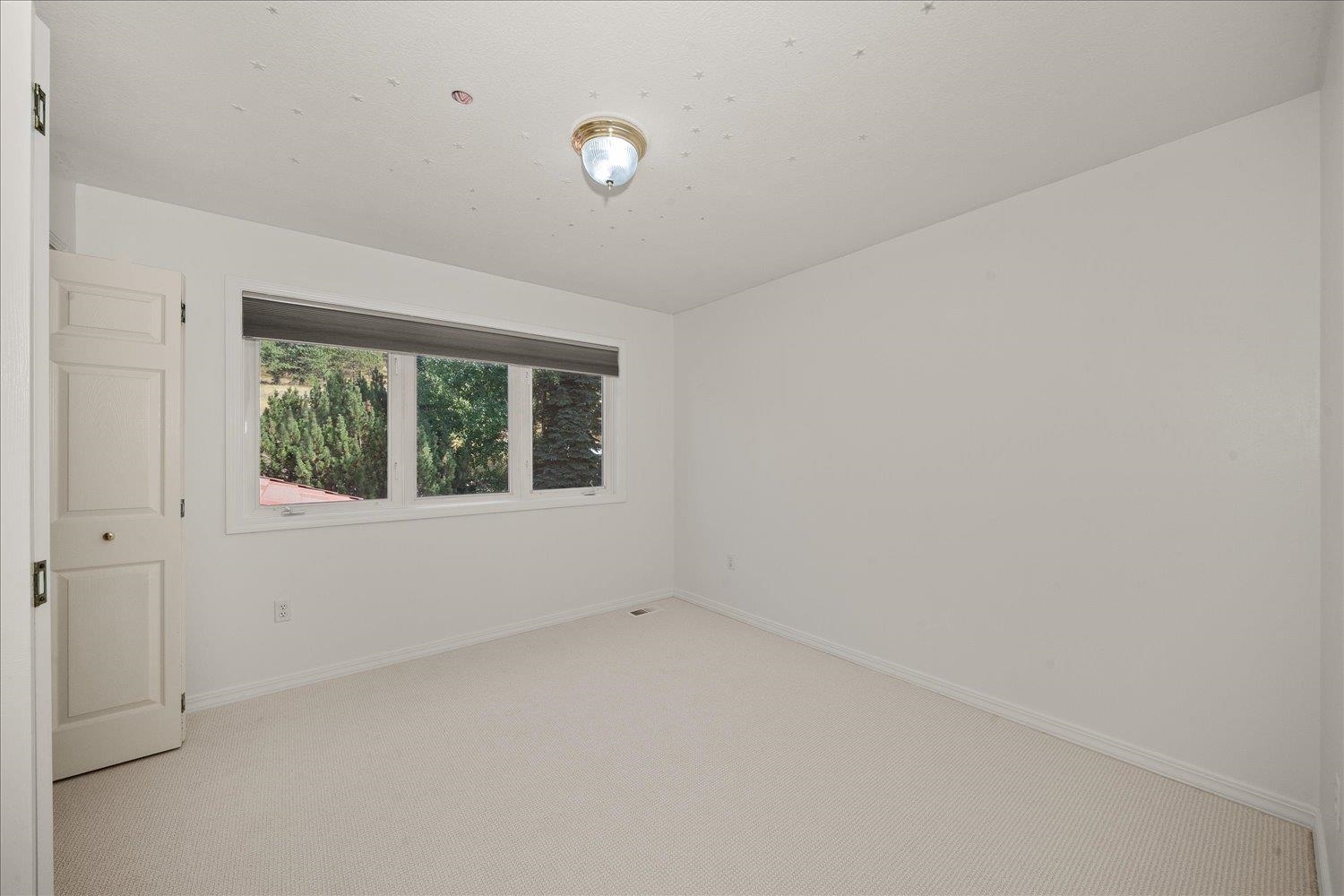 5915 South Dearborn Road Spokane, WA 99223 - Photo 37 of 50 Gallery Image 37