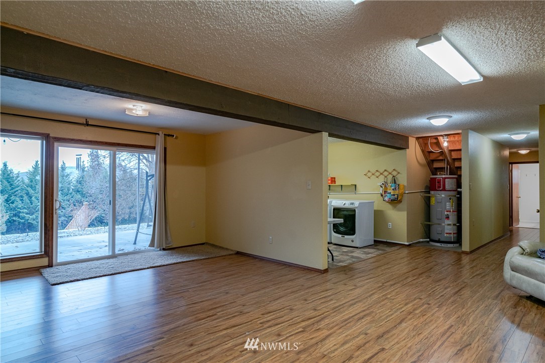 824 Beacon Road Wenatchee, WA 98801 - Photo 34 of 36 Gallery Image 34