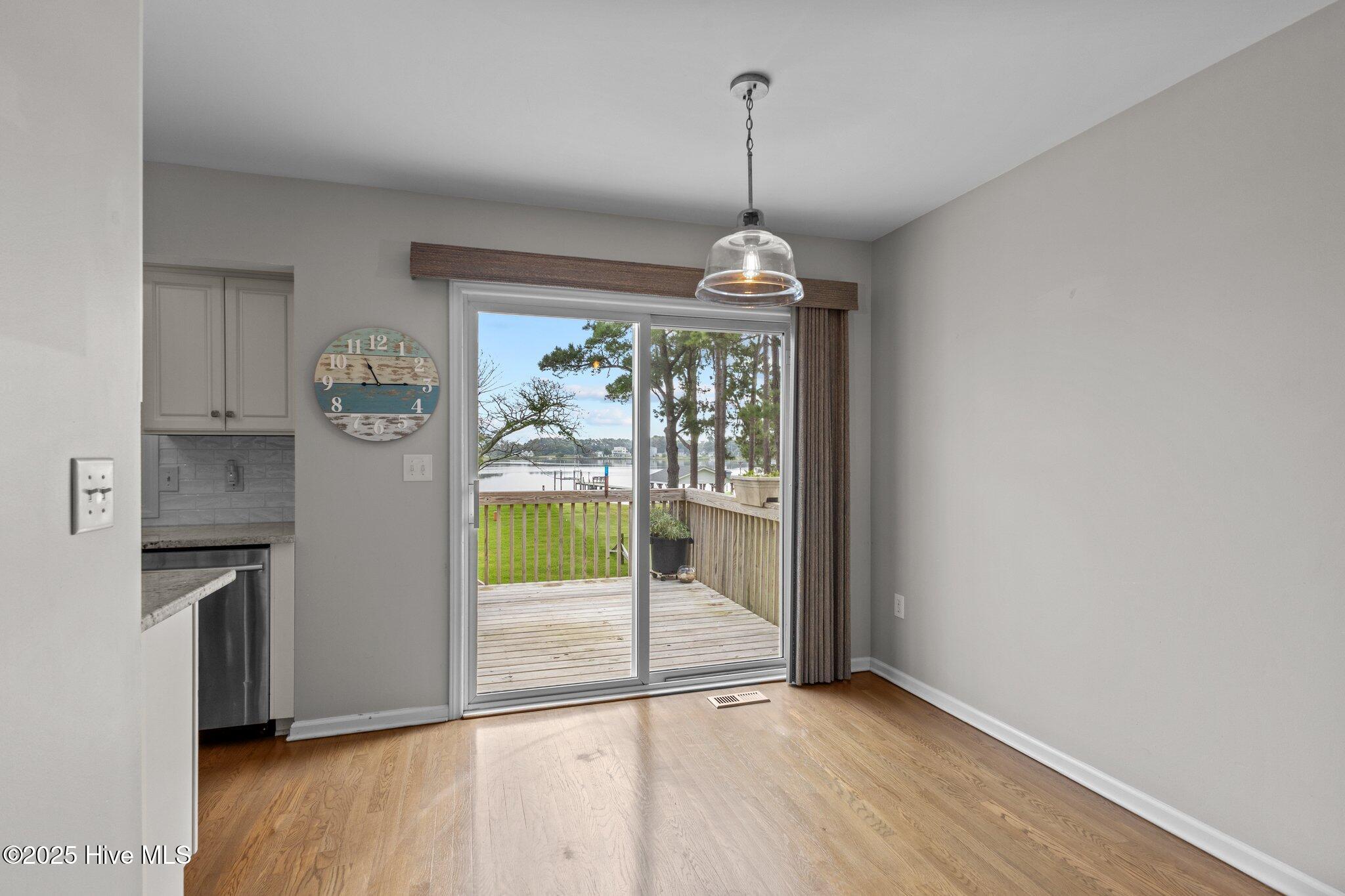 255 Sleepy Point Road Gloucester, NC 28528 - Photo 7 of 46 4-web-or-mls-1S3A2189