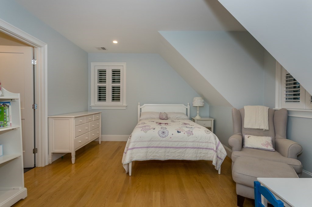 119 Ridgewood Road Milton, MA 02186 - Photo 20 of 39