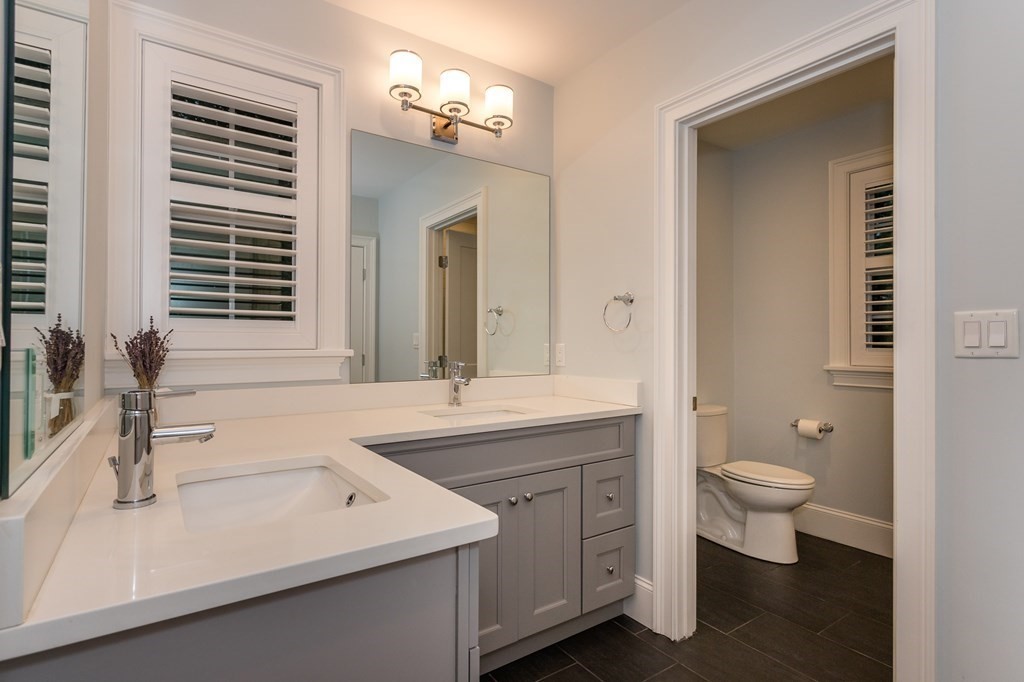 119 Ridgewood Road Milton, MA 02186 - Photo 22 of 39