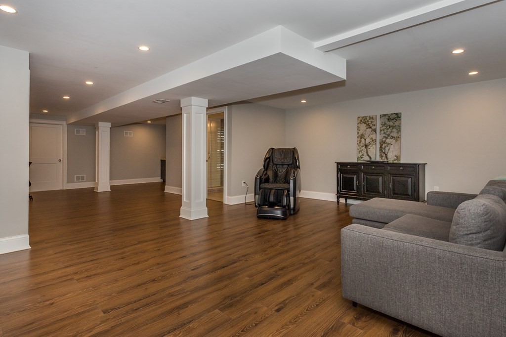 119 Ridgewood Road Milton, MA 02186 - Photo 30 of 39