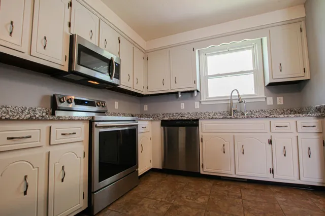 $1,650 | 763 Leigh Ann Drive, Clarksville, TN 37042