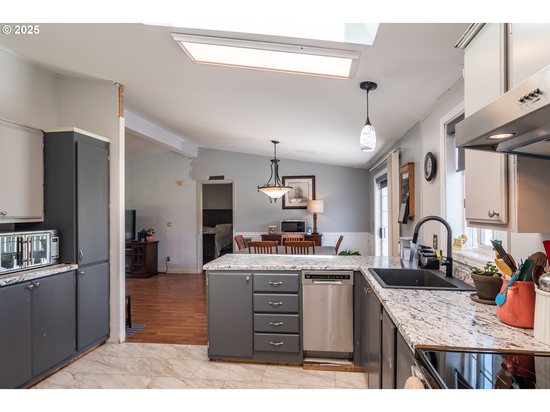 5197 Green Valley Road Oakland, OR 97462 - Photo 12 of 46 Gallery Image 12