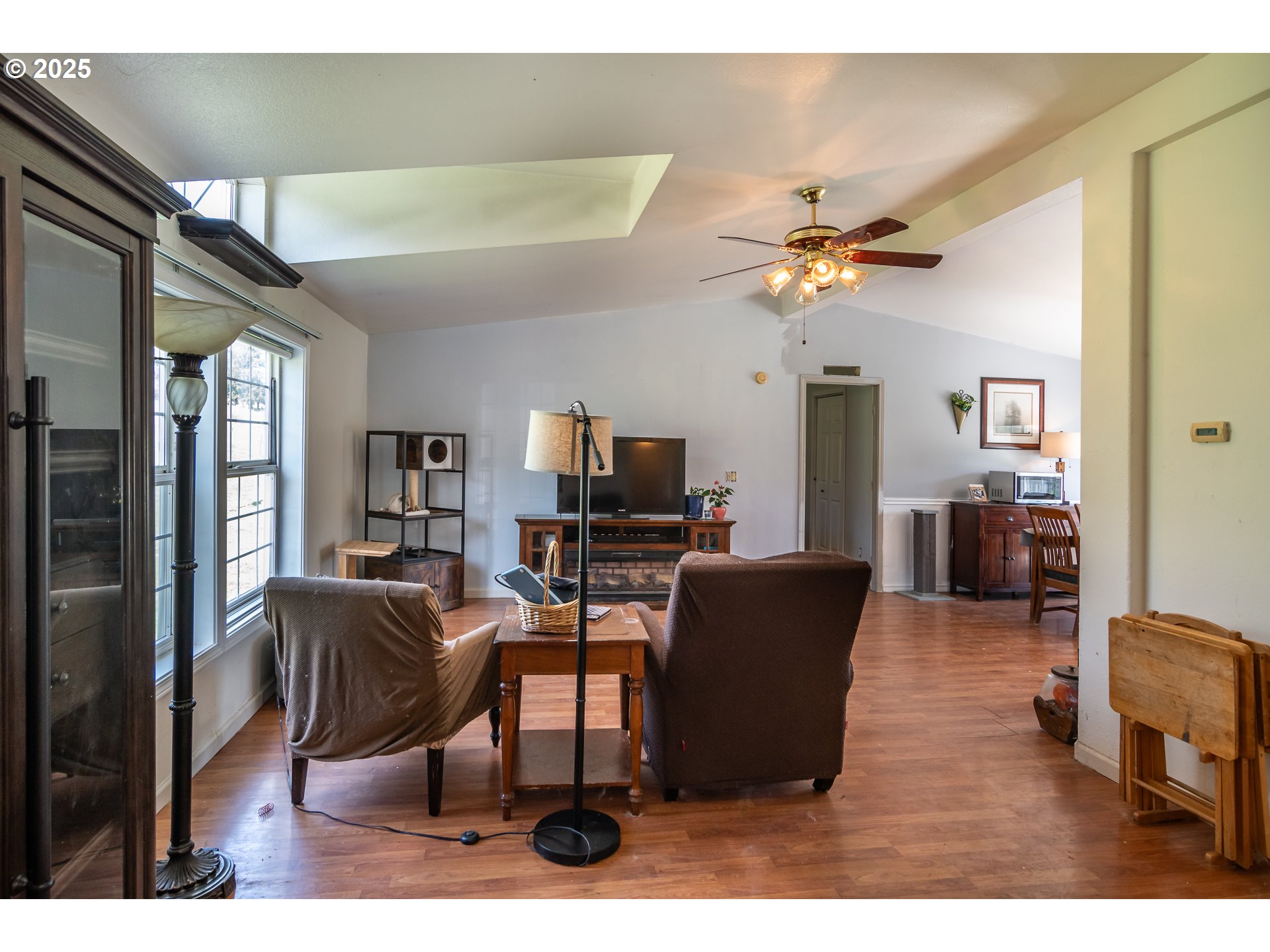 5197 Green Valley Road Oakland, OR 97462 - Photo 14 of 46 Gallery Image 14