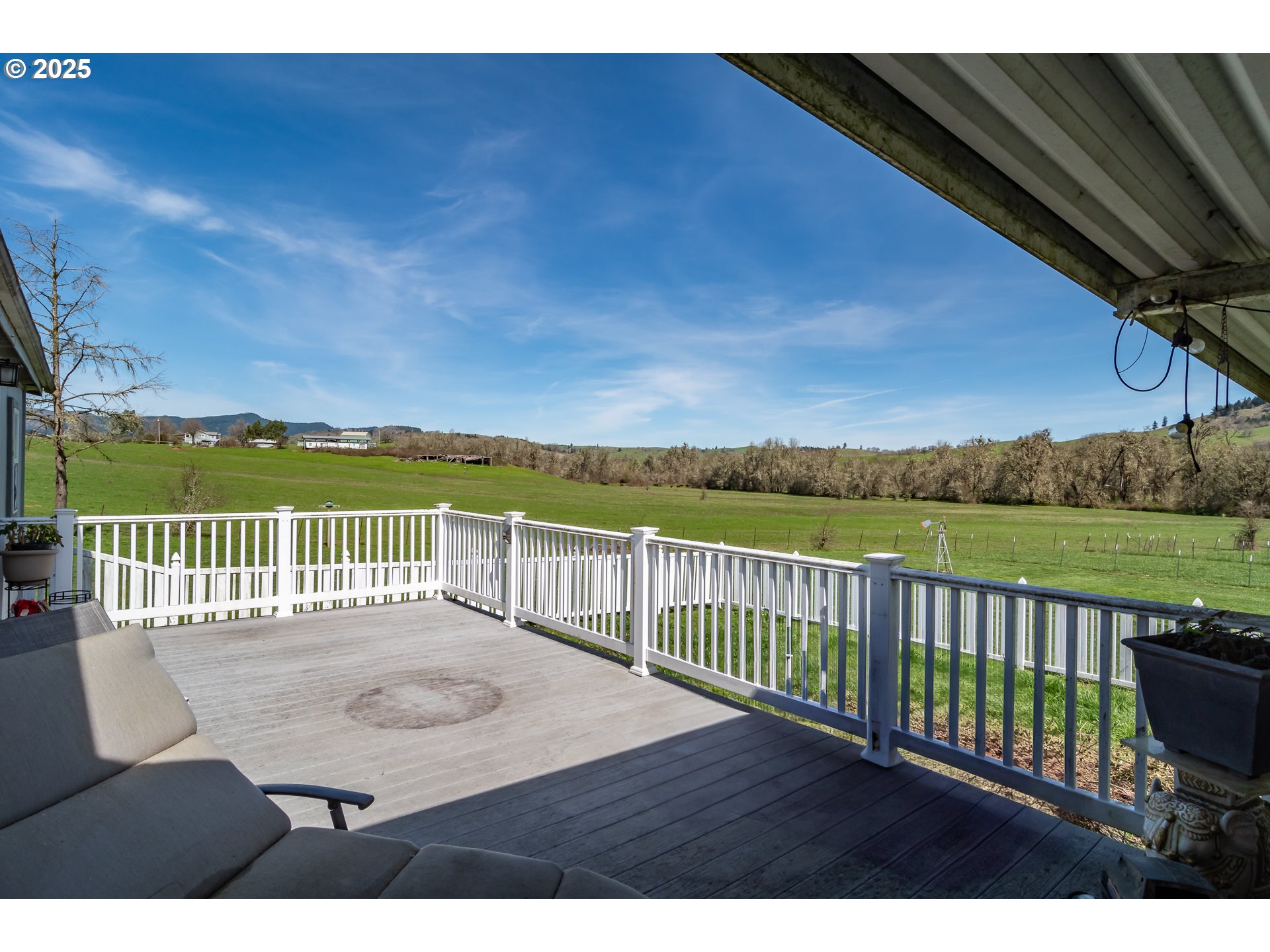 5197 Green Valley Road Oakland, OR 97462 - Photo 29 of 46 Gallery Image 29