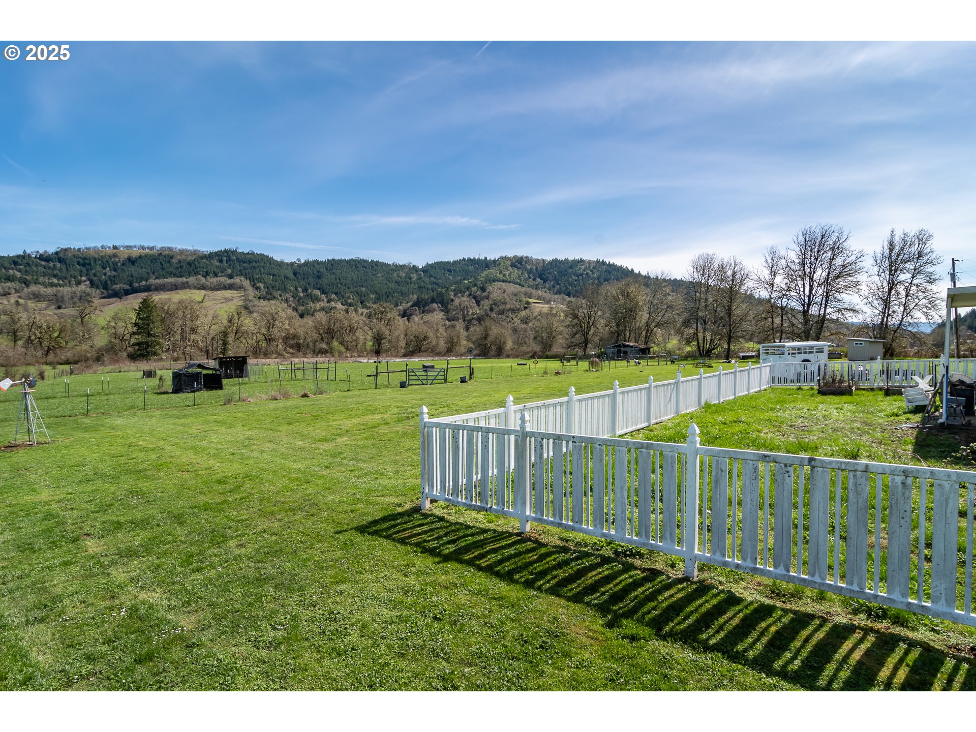 5197 Green Valley Road Oakland, OR 97462 - Photo 31 of 46 Gallery Image 31