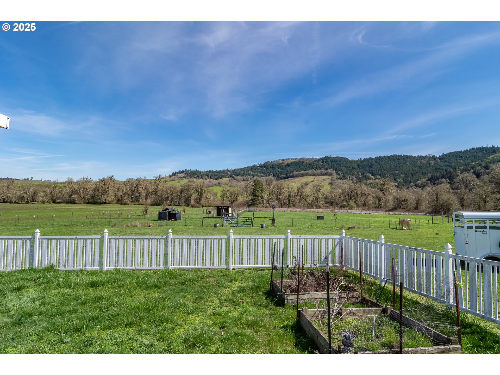 5197 Green Valley Road Oakland, OR 97462 - Photo 32 of 46 Gallery Image 32